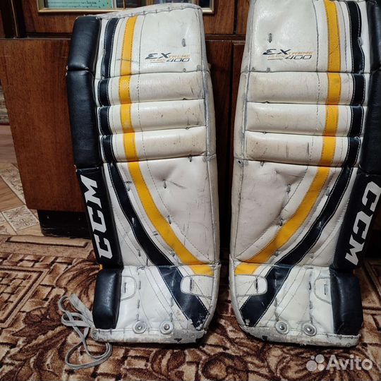 Вратарский нагрудник детский шлем вратарский