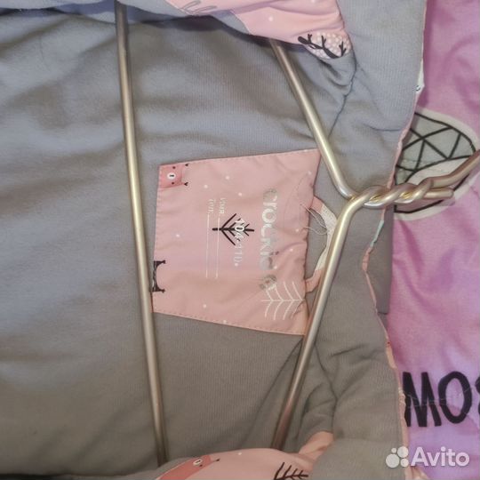 Продам курточку на девочку