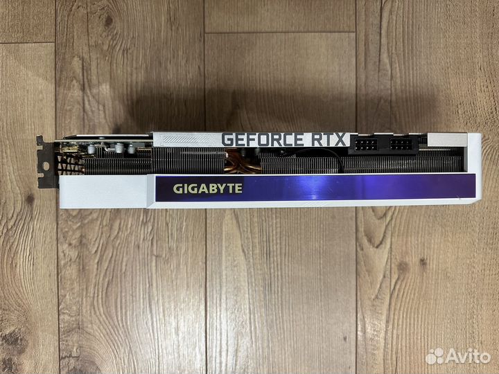 Видеокарта gigabyte GeForce RTX 3070 Ti vision OC