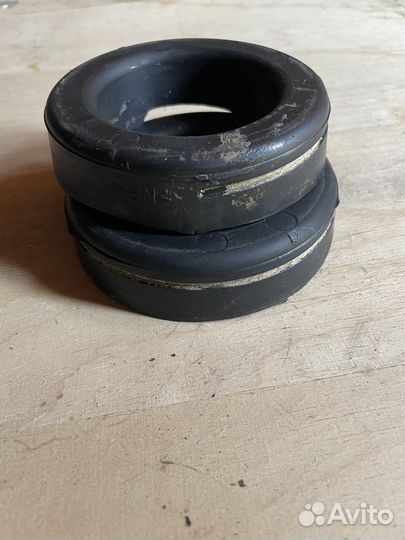 Проставки задних пружин Мерседес-Бенц