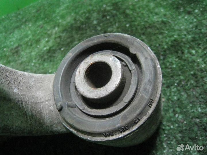 Рычаг передний левый нижний Opel Astra J 2010