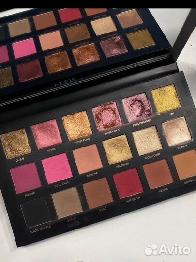 Huda beauty палетка