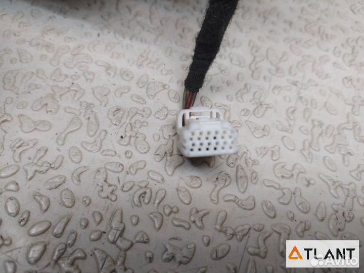 Зеркало переднее правое nissan note