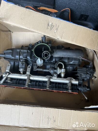 Впускной коллектор Tiguan