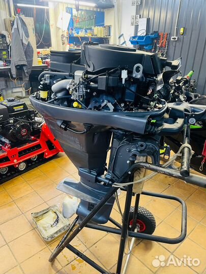 Обслуживание лодочных моторов