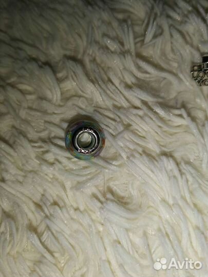 Продаю кулоны