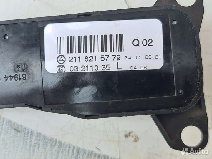 Блок регулировки боковых зеркал Mercedes W211