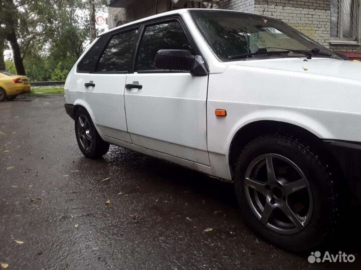 ВАЗ 2109 1.5 МТ, 2000, 100 000 км