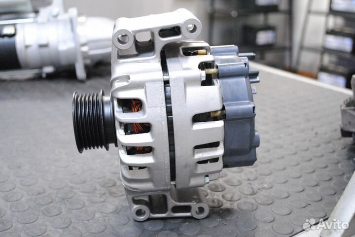 Генератор LADA Vesta, X-Ray 1.6 90А Valeo