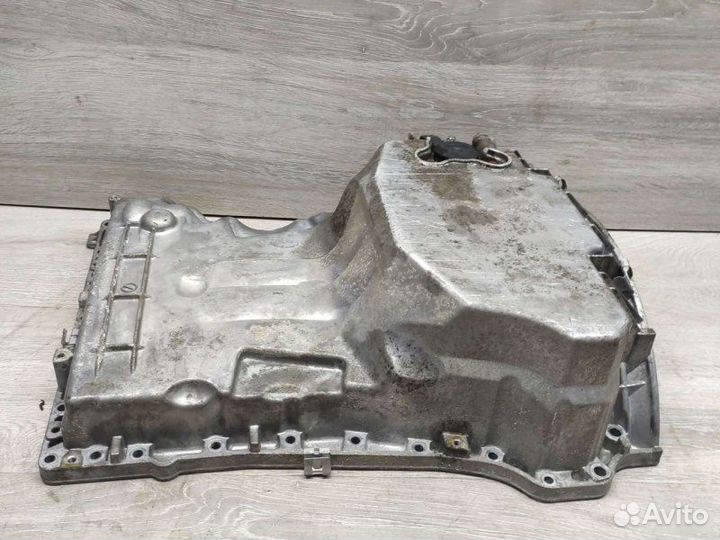 Поддон двигателя Mercedes M271