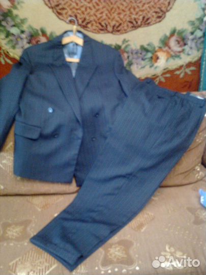 Костюм мужской новый