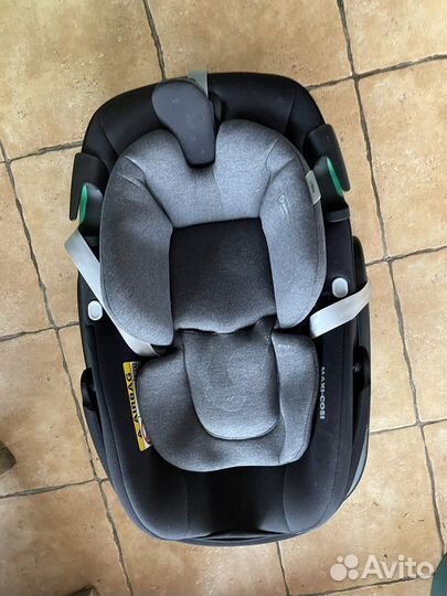Автокресло 0+ Maxi-Сosi Pebble 360