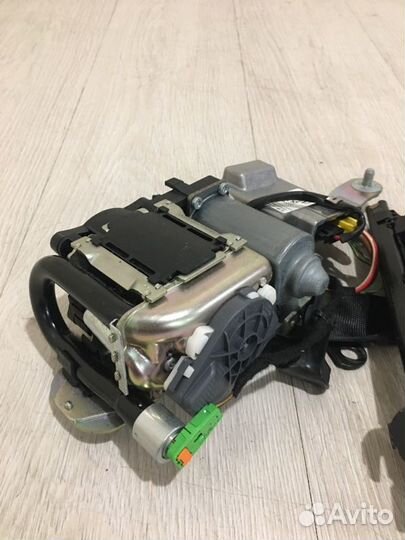 Ремень безопасности передний правый Mercedes Benz