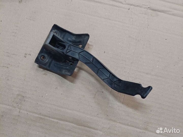 Ручка открывания капота Renault Megane 2