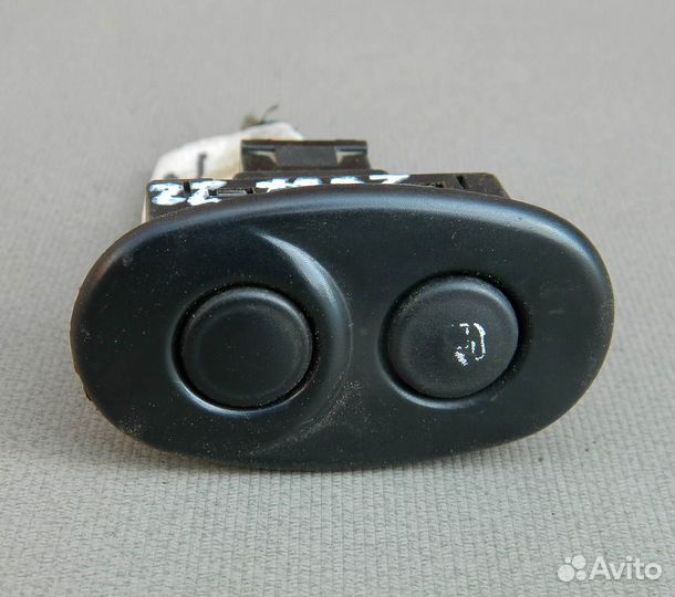 Кнопка лючка бензобака Daewoo Nexia