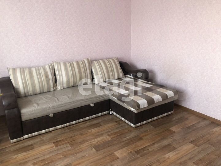 2-к. квартира, 45 м², 3/10 эт.