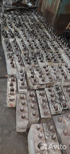 Конденсатор ээвп 1-2,4 УЗ