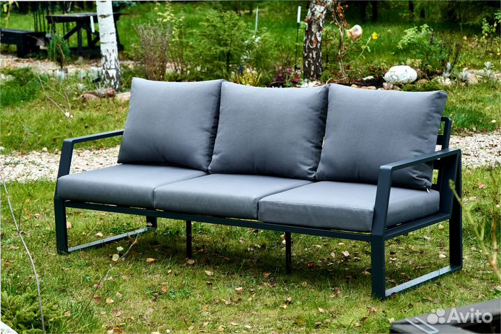 Садовая мебель с подушками