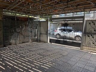 2-к. квартира, 48 м², 2/2 эт.