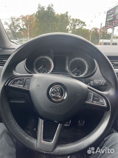 Руль с подогревом,подушкой безопасности skoda