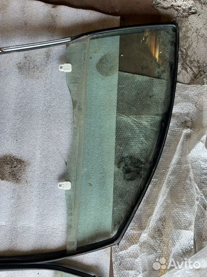 Ориг. атермальные стекла Лансер 10 отл. состояние