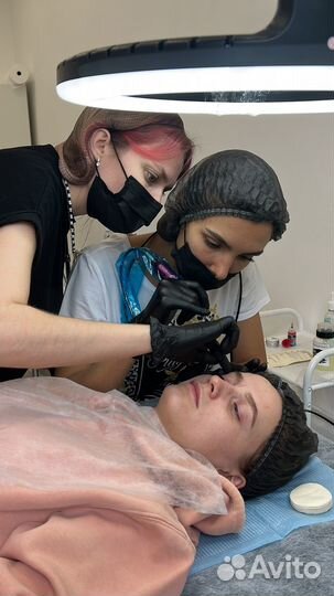 Модель на перманентный макияж