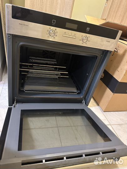 Духовой шкаф siemens