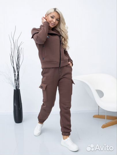 Спортивный костюм женский теплый новый