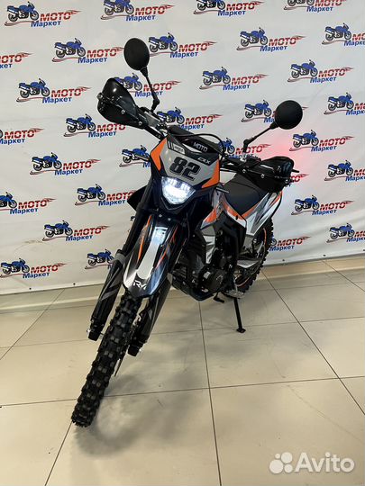 Мотоцикл Regulmoto CR-X (черный-оранжевый)