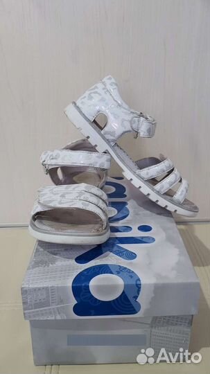 Босоножки для девочки