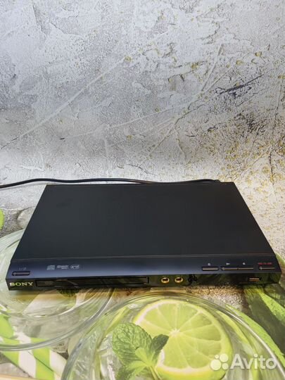 Портативный dvd плеер sony