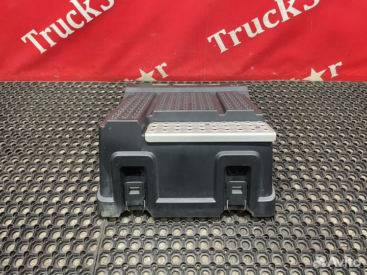 Крышка ящика АКБ 2018г. Scania 6-series