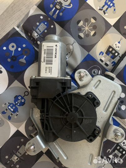 Стеклоподъемник на hyundai solaris 2016