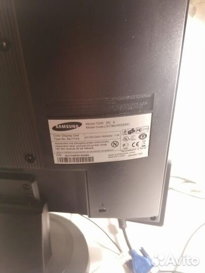 Монитор Samsung