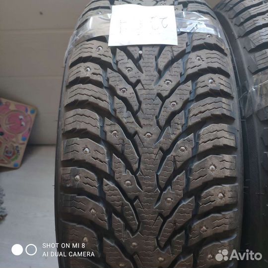 Nokian Tyres Hakkapeliitta 9 SUV 245/65 R17