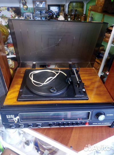 Проигрыватель винила Вега 323 стерео. С колонками