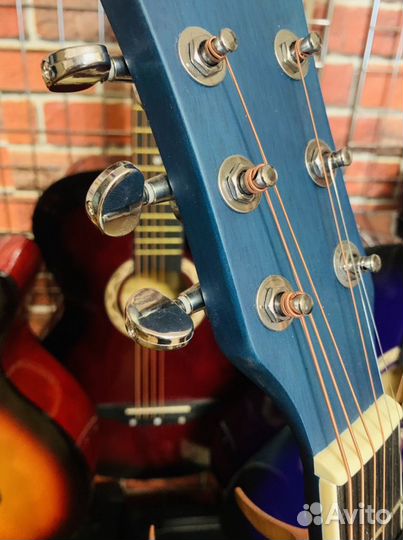 Акустическая гитара + каподастр