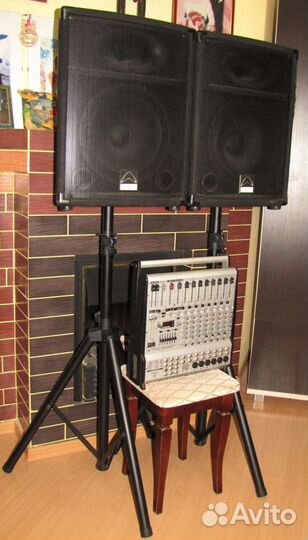 Колонки Wharfedale 1200W Активный Микшер Треноги