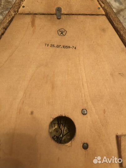 Часы настенные с кукушкой Маяк