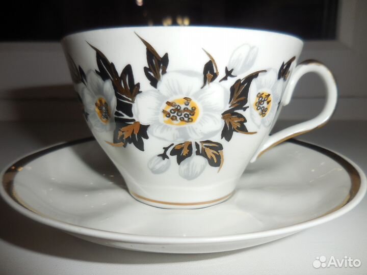 Сервиз из Тончайшего Фарфора в Идеале, на 6 Персон