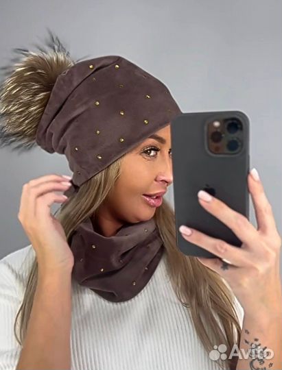 Комплект шапка и снуд со стразами