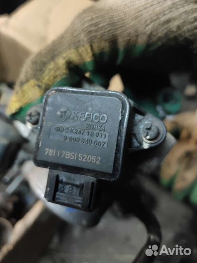 Дроссельная заслонка Kia Spectra S6D бу 1,6