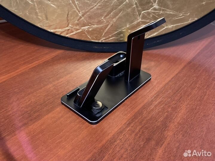 Док станция для iPhone