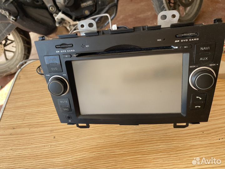 Штатная магнитола honda crv 2011