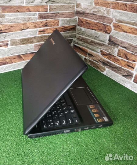 Мощный ноутбук lenovo/i7/8озу/ssd 120