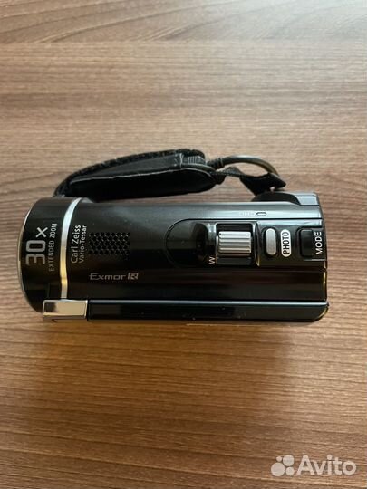 Видеокамера sony hdr s200