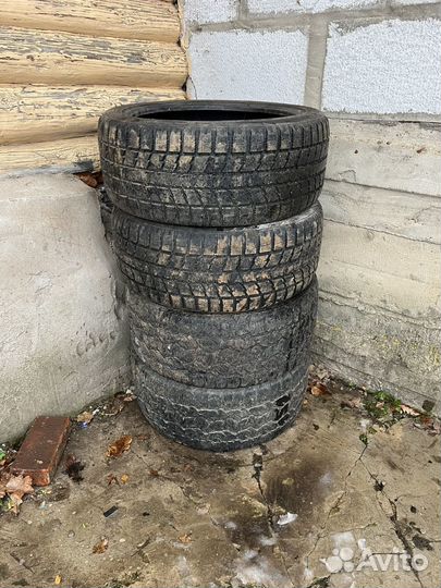 Toyo 800 Ultra 275/40 R20