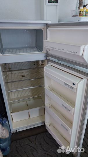 Холодильник двухкамерный Минск
