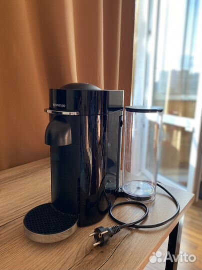 Кофемашина Nespresso Vertuo Plus