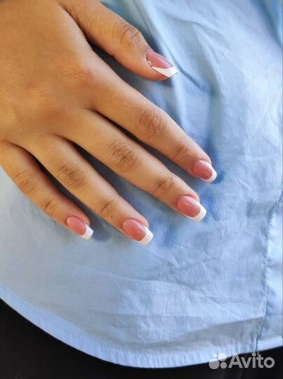 Маникюр и педикюр